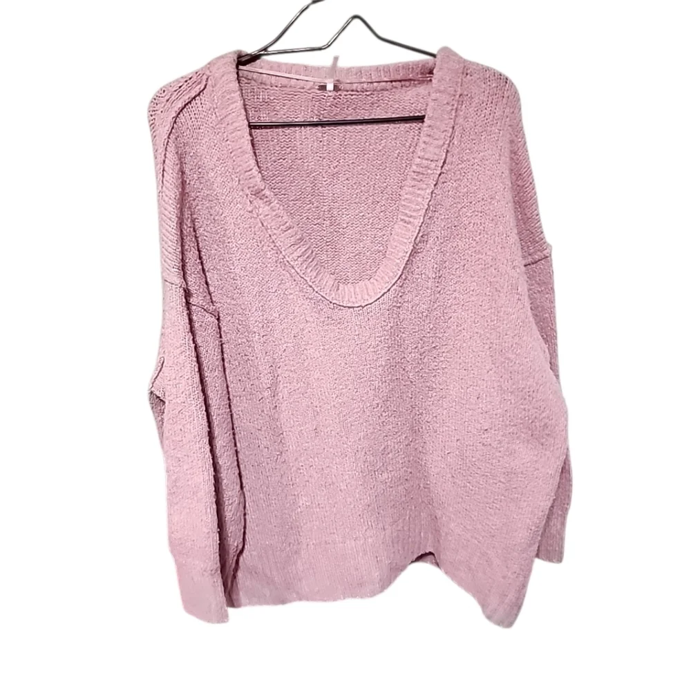 Free People Oversize Sweater. Size Small - Picture 3 of 5